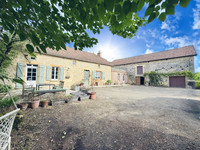 Maison à vendre à Bouzic, Dordogne - 385.000 € - photo 1