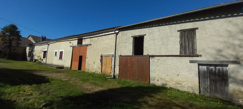 French property for sale in Saint-Martin-de-Fressengeas, Dordogne - €235,400 - photo 1
