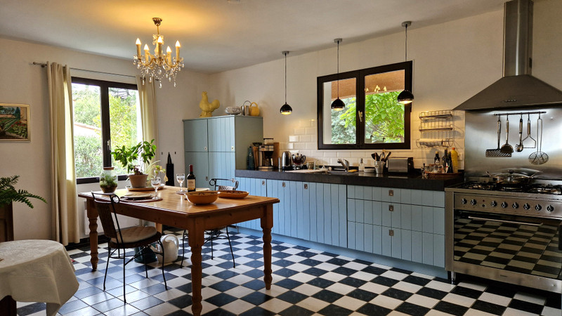 French property for sale in La Livinière, Hérault - €445,000 - photo 2