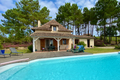 Maison à vendre à Saint-Méard-de-Gurçon, Dordogne, Aquitaine, avec Leggett Immobilier