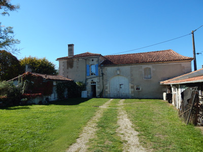 French property for sale in Ronsenac, Charente - €787,500 - photo 1