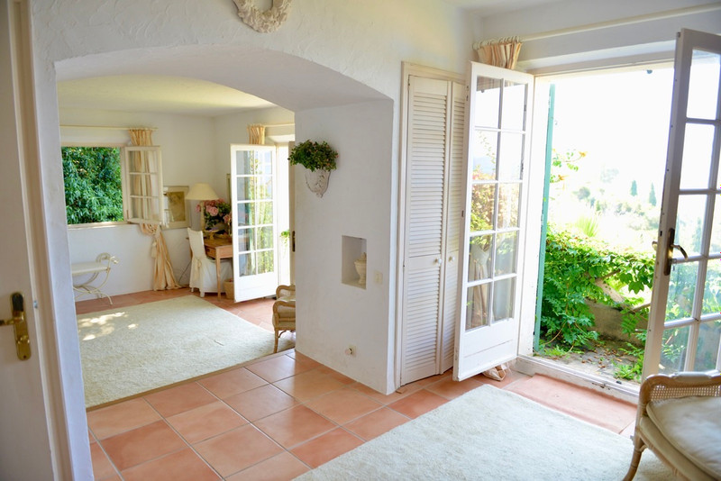French property for sale in Le Lavandou, Var - €3,000,000 - photo 7