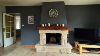 French property for sale in Saint-Claud, Charente - €149,999 - photo 2