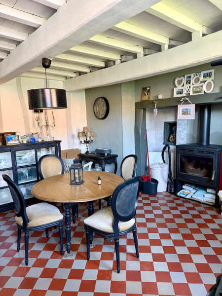 French property for sale in Boufflers, Somme - €717,620 - photo 2