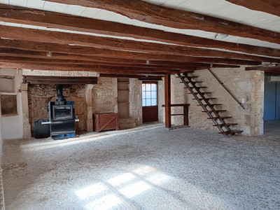 French property for sale in Rom, Deux-Sèvres - €167,400 - photo 3