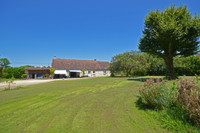 Maison à vendre à Lanouaille, Dordogne - 256.800 € - photo 1