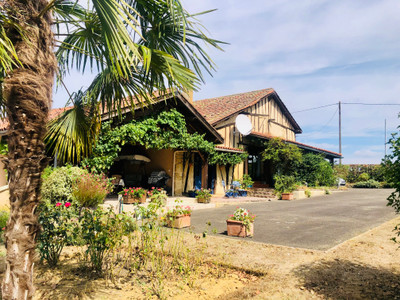 French property for sale in Sabazan, Gers - €345,000 - photo 3