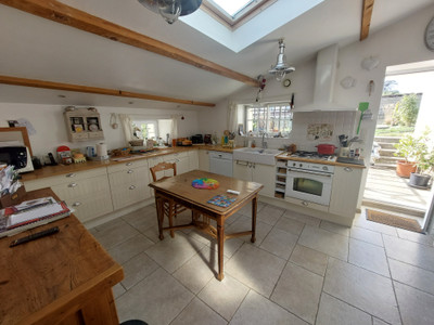 French property for sale in Soyaux, Charente - €232,000 - photo 4