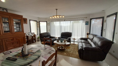 French property for sale in Tessy-Bocage, Manche - €361,400 - photo 3