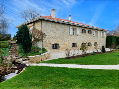 house for sale in Charente