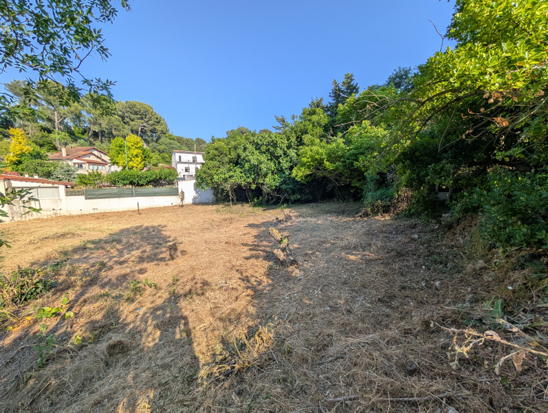 French property for sale in La Penne-sur-Huveaune, Bouches-du-Rhône - €255,000 - photo 1