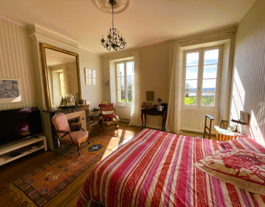 French property for sale in Bayon-sur-Gironde, Gironde - €555,000 - photo 8