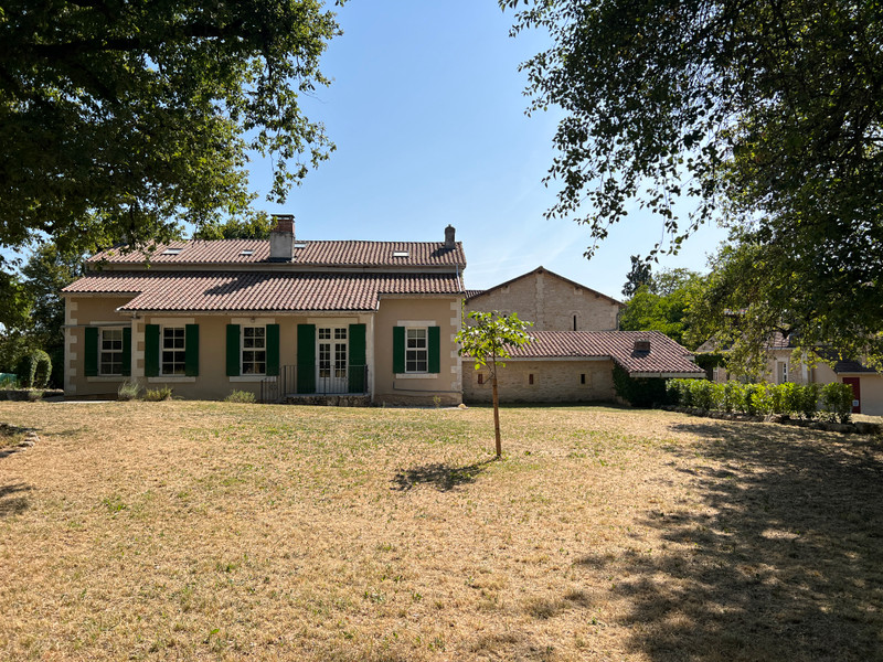 French property for sale in Négrondes, Dordogne - €667,800 - photo 4