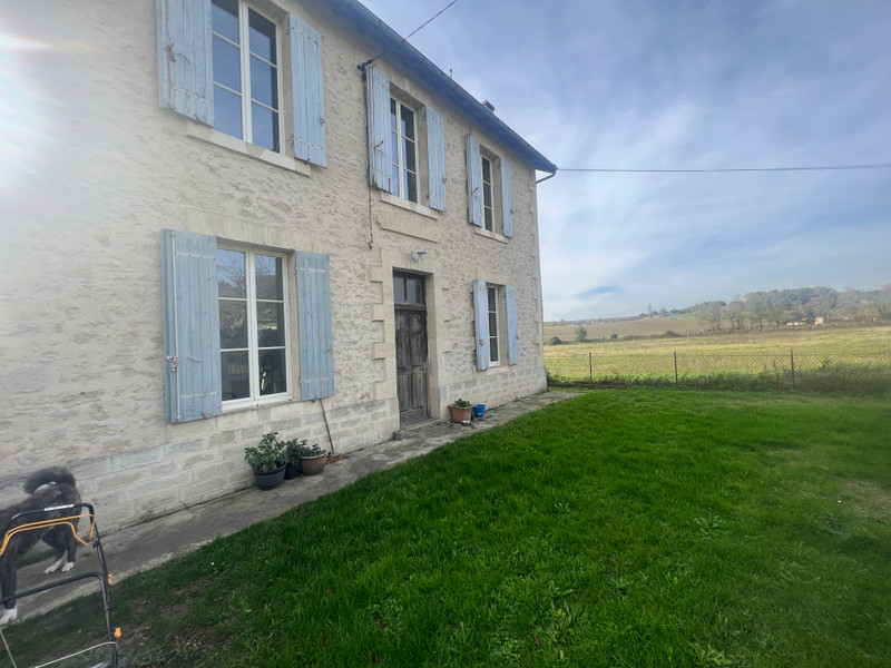 French property for sale in Duras, Lot-et-Garonne - €176,550 - photo 2