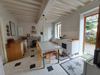 Maison à vendre à Luzy, Nièvre - 80.000 € - photo 3