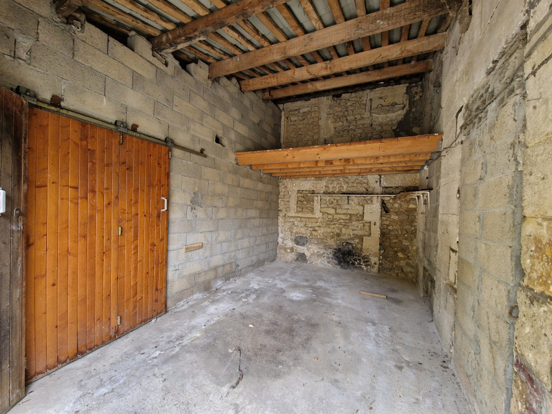 French property for sale in Ruelle-sur-Touvre, Charente - €247,000 - photo 7