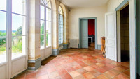 Chateau à vendre à Tonnay-Charente, Charente-Maritime - 1.590.000 € - photo 2