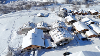 Ski property for sale in Les Menuires - €1,300,000 - photo 0