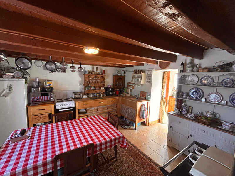 French property for sale in Mailhac-sur-Benaize, Haute-Vienne - €59,500 - photo 2