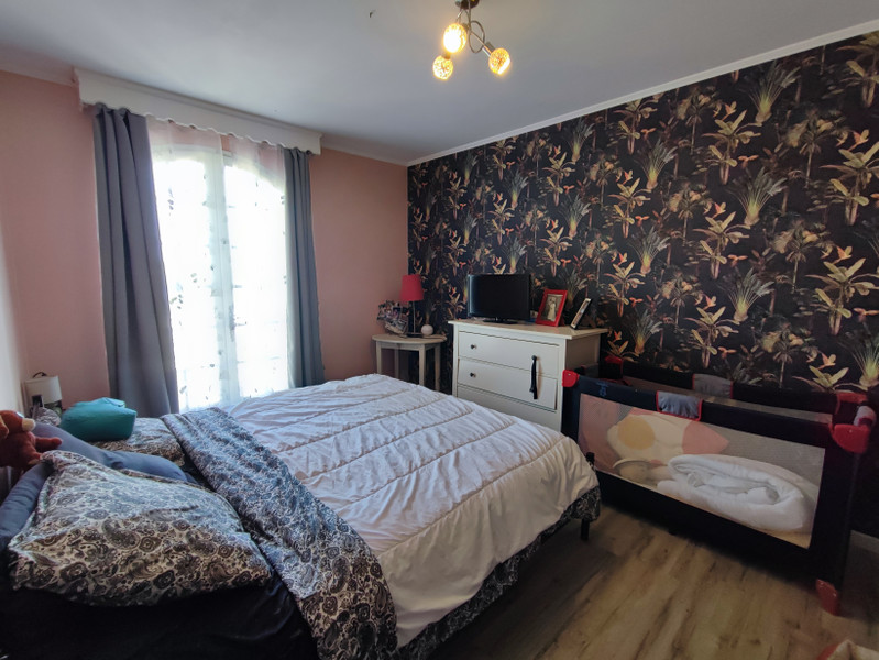 French property for sale in Roullet-Saint-Estèphe, Charente - €275,600 - photo 6