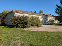 Propriété à vendre à Messac, Charente-Maritime - 307 500 € - photo n°1