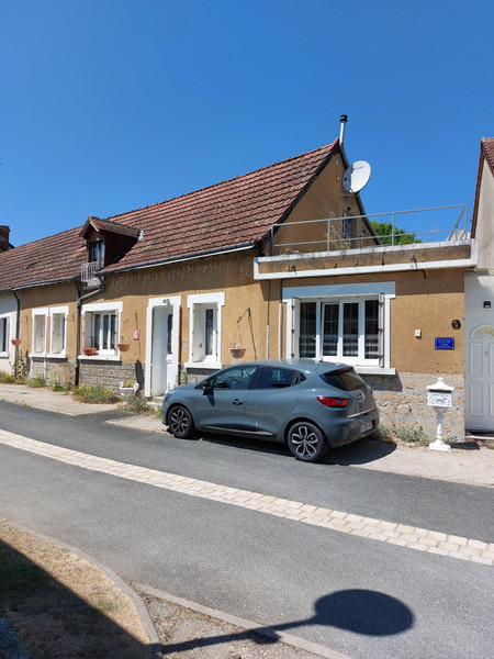 French property for sale in Langé, Indre - €59,360 - photo 0