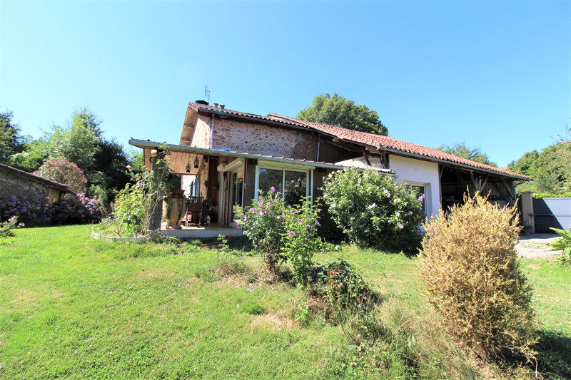 French property for sale in Vayres, Haute-Vienne - €162,000 - photo 10