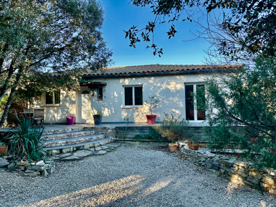 Maison à vendre à Saint-Martin-de-Londres, Hérault, Languedoc-Roussillon, avec Leggett Immobilier