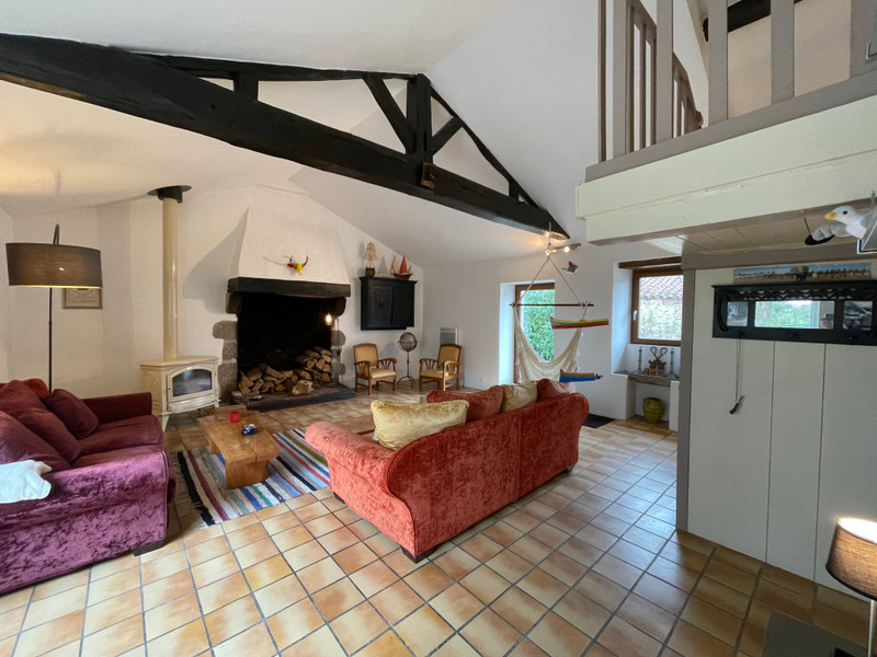 French property for sale in Poiroux, Vendée - €322,000 - photo 4