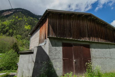 Grange à vendre à Planay, Savoie, Rhône-Alpes, avec Leggett Immobilier