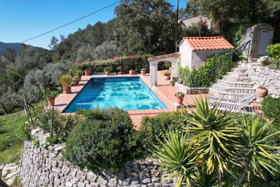 French property for sale in Pignans, Var - €901,000 - photo 7