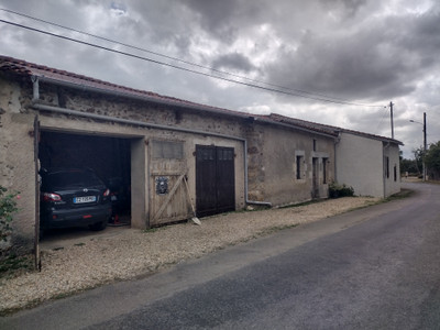 French property for sale in Lathus-Saint-Rémy, Vienne - €66,600 - photo 6