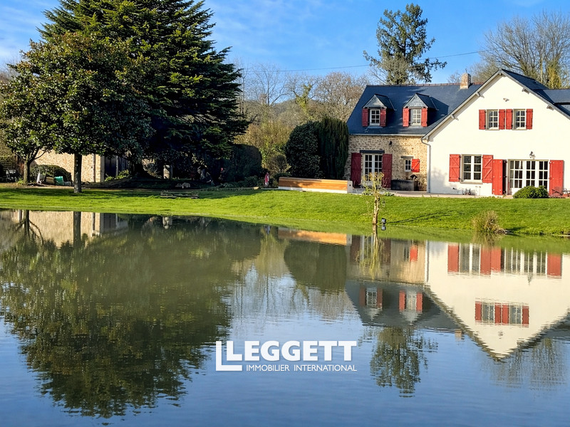 Maison 11 pièce(s), SAINTE-GEMMES-LE-ROBERT