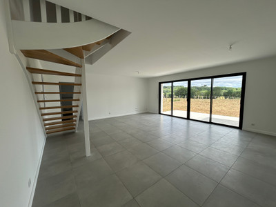 French property for sale in Magné, Deux-Sèvres - €429,000 - photo 3