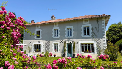 Maison à vendre à Champagnac-la-Rivière, Haute-Vienne, Limousin, avec Leggett Immobilier