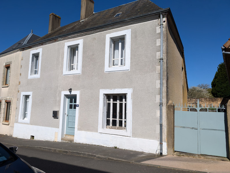 Maison à vendre à Nogent-le-Bernard, Sarthe - 51.500 € - photo 1