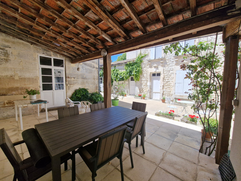 French property for sale in L'Isle-d'Espagnac, Charente - €399,000 - photo 1