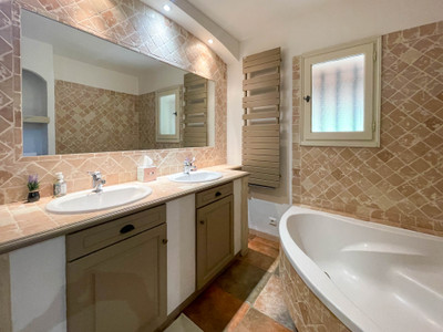 French property for sale in Callian, Var - €946,000 - photo 6