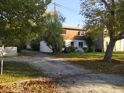 Maison à vendre à Saint-Loubès, Gironde, Aquitaine, avec Leggett Immobilier