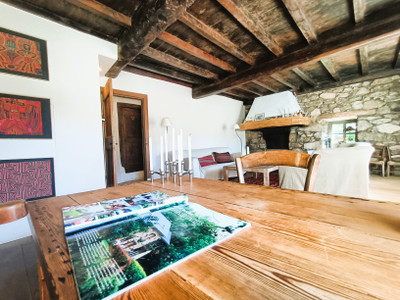 The property comprises 2 renovated barns with swimming pool and sauna on 5523m² of land.