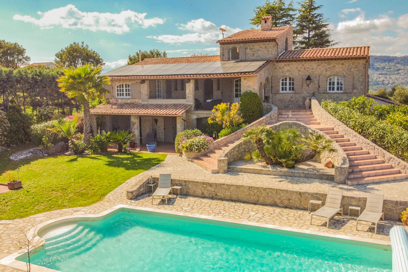 house for sale in Provence-Côte-D'Azur (Provence - Alpes - Côte d'Azur)