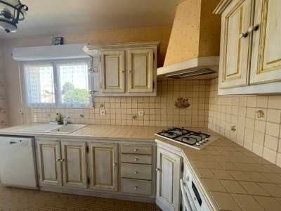 French property for sale in Pineuilh, Gironde - €143,640 - photo 4