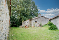 Maison à vendre à Vernoux-en-Gâtine, Deux-Sèvres - 189.400 € - photo 15