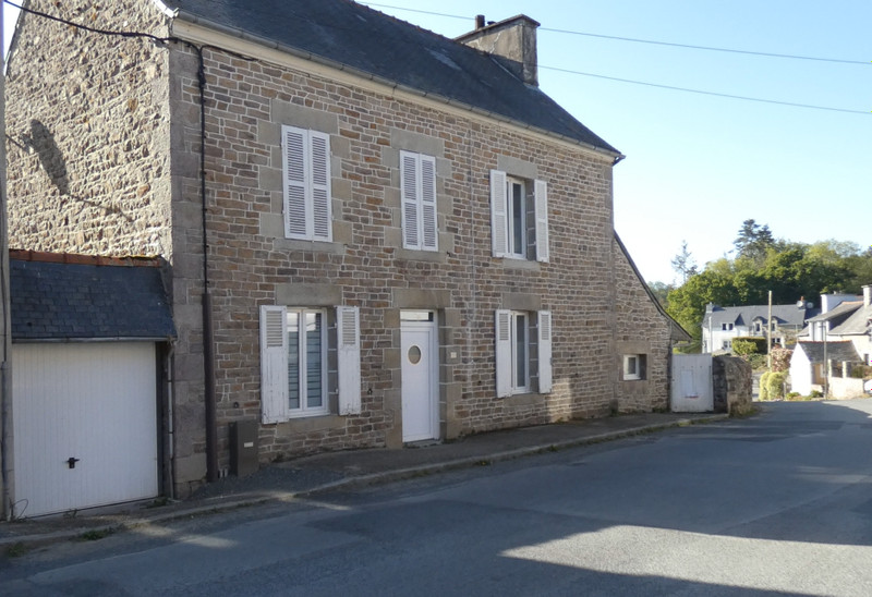 French property for sale in Lanloup, Côtes-d'Armor - €325,500 - photo 0