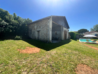 French property for sale in Bazac, Charente - €251,450 - photo 10