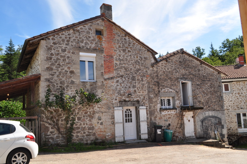 French property for sale in Saint-Estèphe, Dordogne - &#8364;787,500 - photo 4