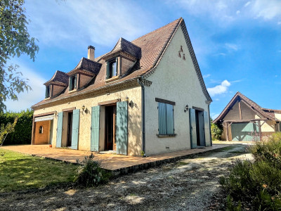 French property for sale in Mauzac-et-Grand-Castang, Dordogne - €395,000 - photo 1