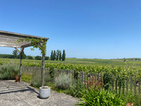 Maison à vendre à Arthenac, Charente-Maritime - 294.250 € - photo 4