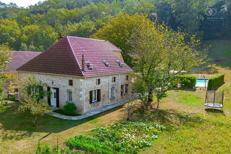 French property for sale in Montcabrier, Lot - €448,000 - photo 8