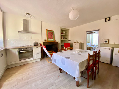 French property for sale in Les Salles-Lavauguyon, Haute-Vienne - €93,500 - photo 2
